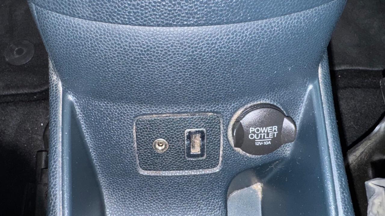 Ford Fiesta Ikon 1.4 TDCi 70CV -2012