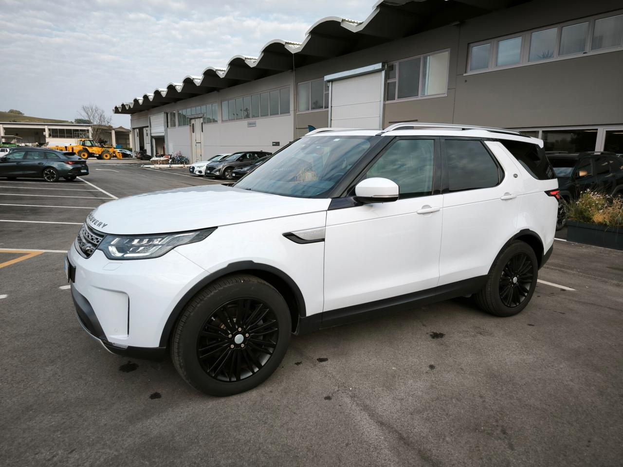 Land Rover Discovery 2.0 SD4 240 CV HSE 7 POSTI