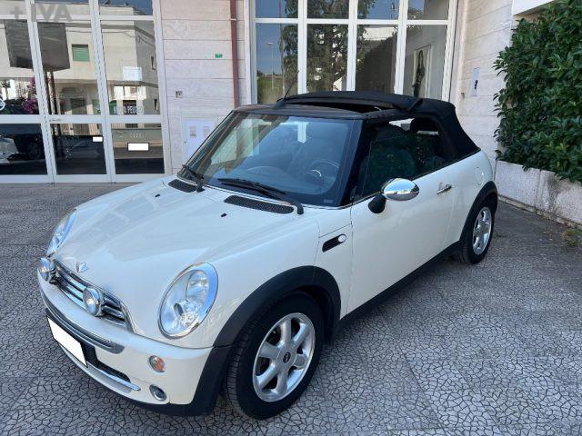 MINI Cabrio 1.6 16V One Chili
