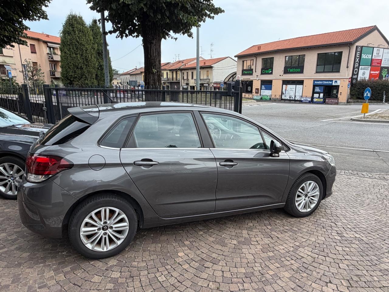 Citroen C4 BlueHDi 120 S&S EAT6 Feel