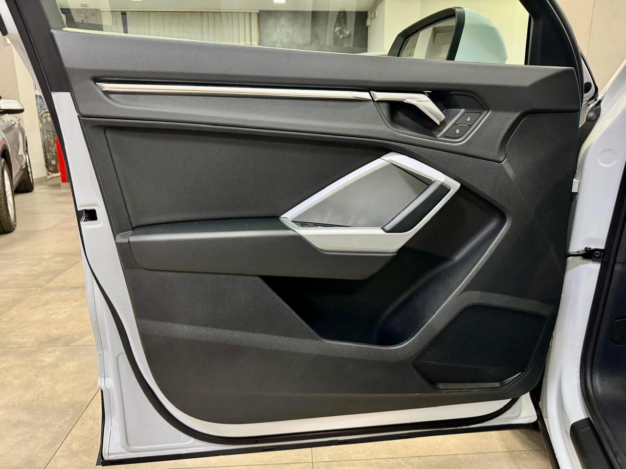 Audi Q3 35 2.0 TDI 150cv S tronic Advanced 2023