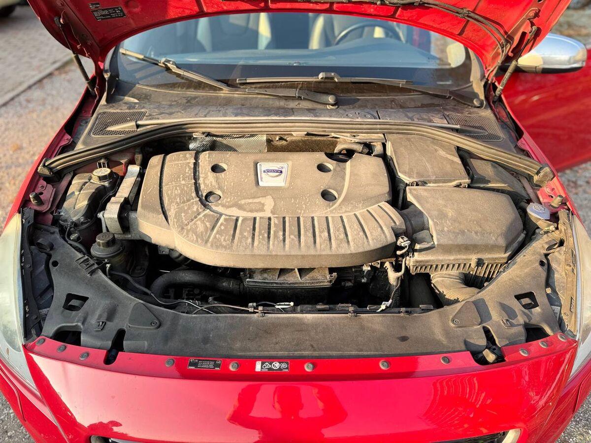 Volvo V60 2.0 d4 ved (d3) R-design geartronic