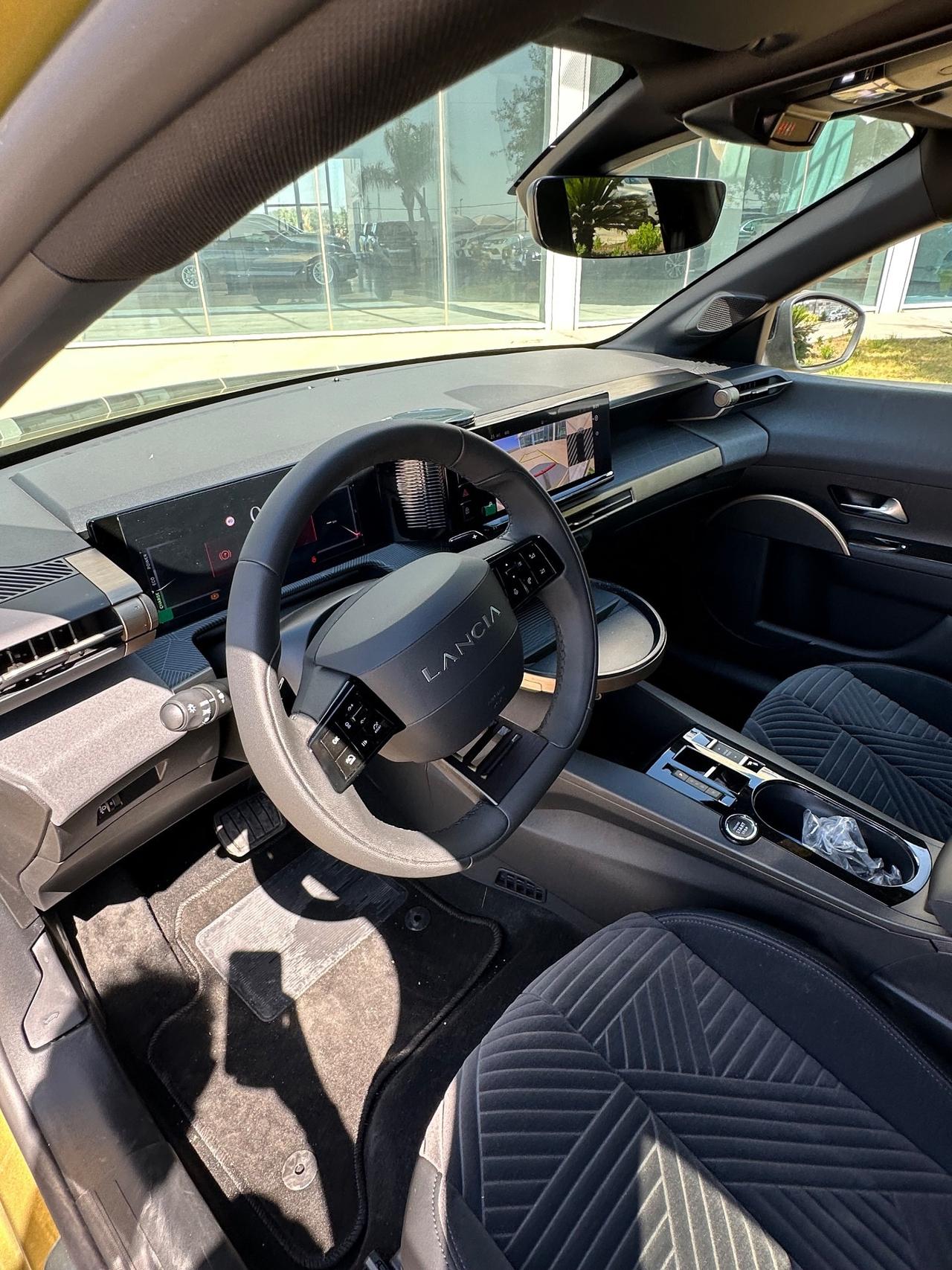 Lancia Ypsilon 1.2 mhev LX offerta T-Stock prezzo imperdibile
