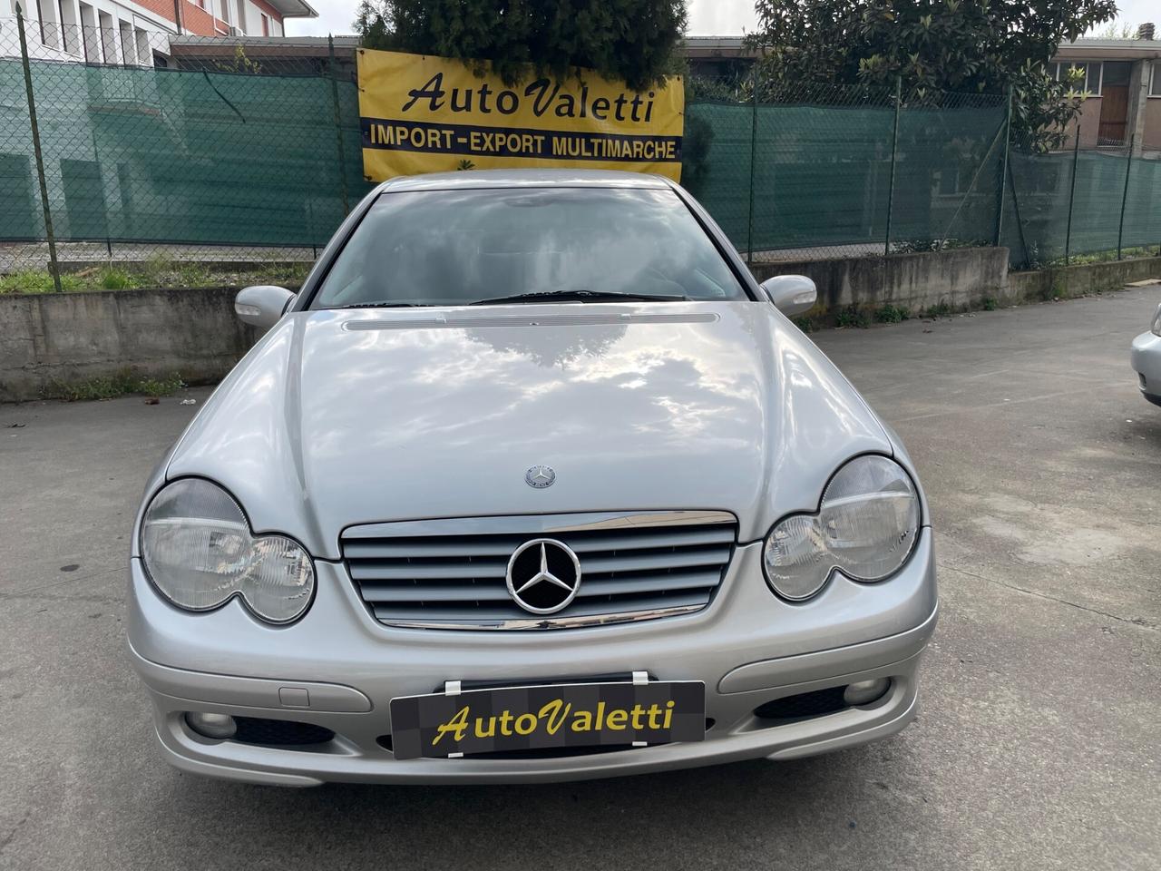 Mercedes-benz C 200 Sport coupe