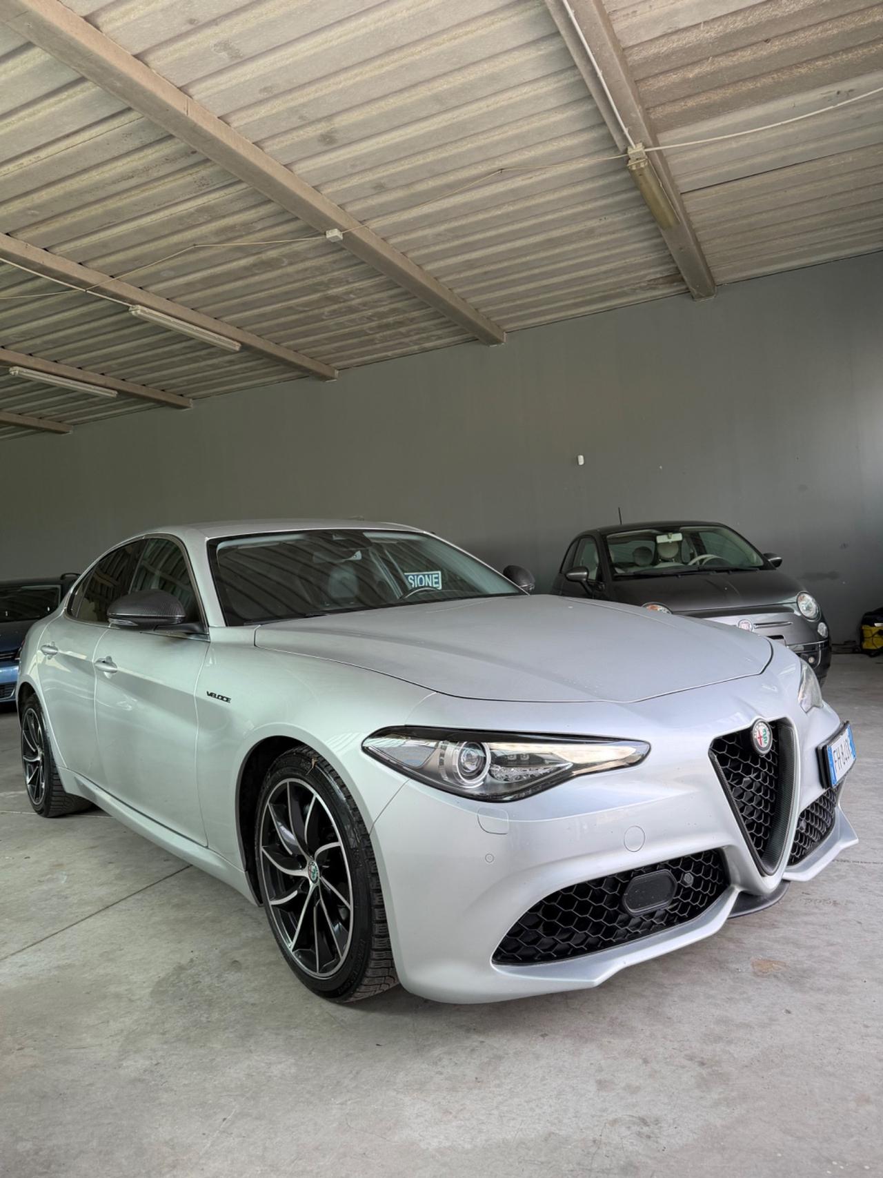 Alfa Romeo Giulia 2.2 Turbodiesel 210 CV AT8 AWD Q4 Veloce