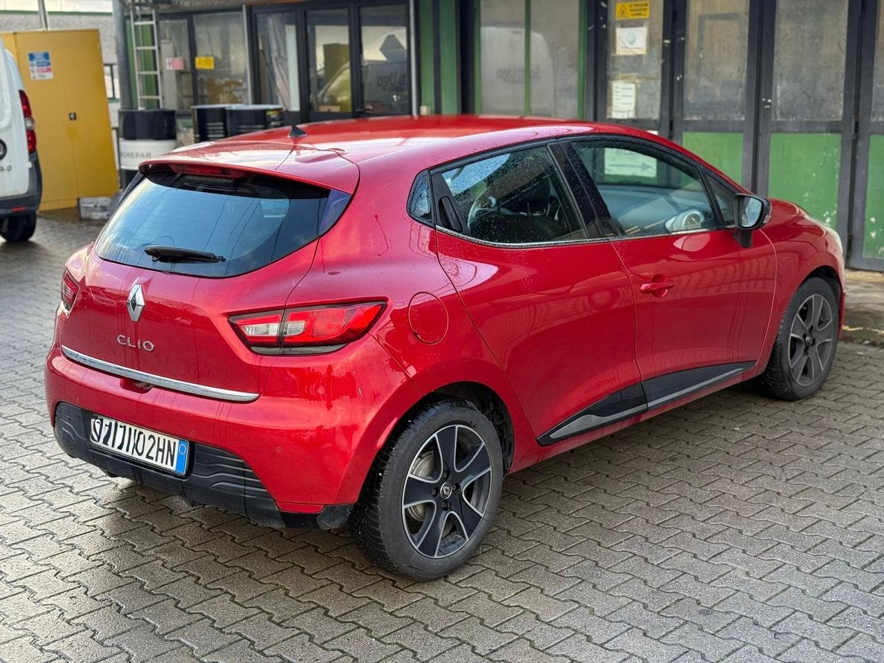 Renault Clio 1.5 75CV 5 porte Costume National