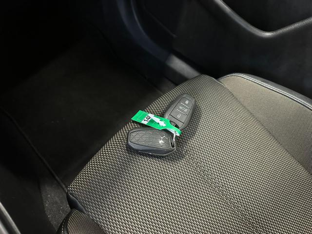 DS AUTOMOBILES DS 3 Crossback PURETECH 100 PERFORMANCE LINE