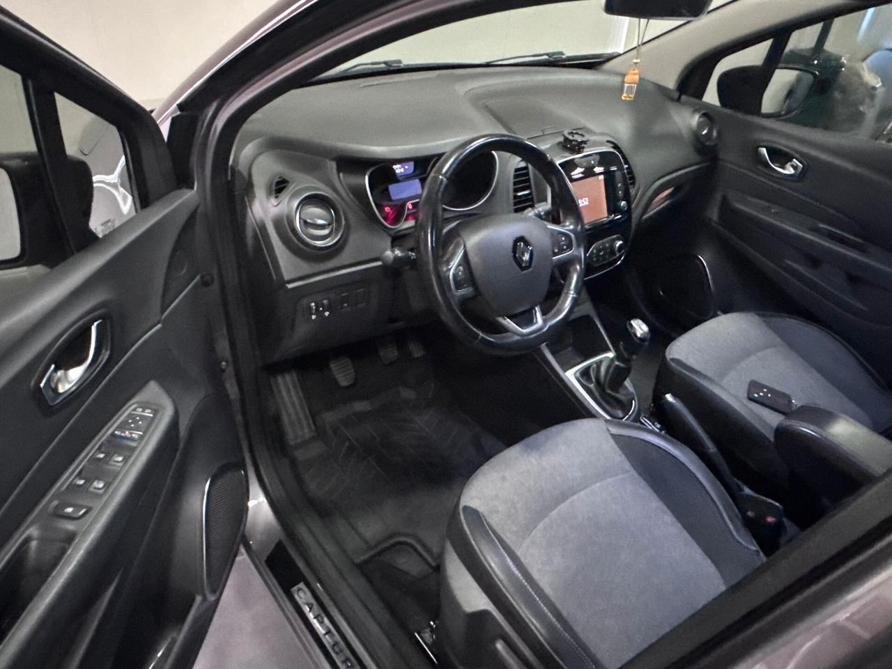 Renault Captur dCi 8V 110 CV Start&Stop Energy Sport Edition2