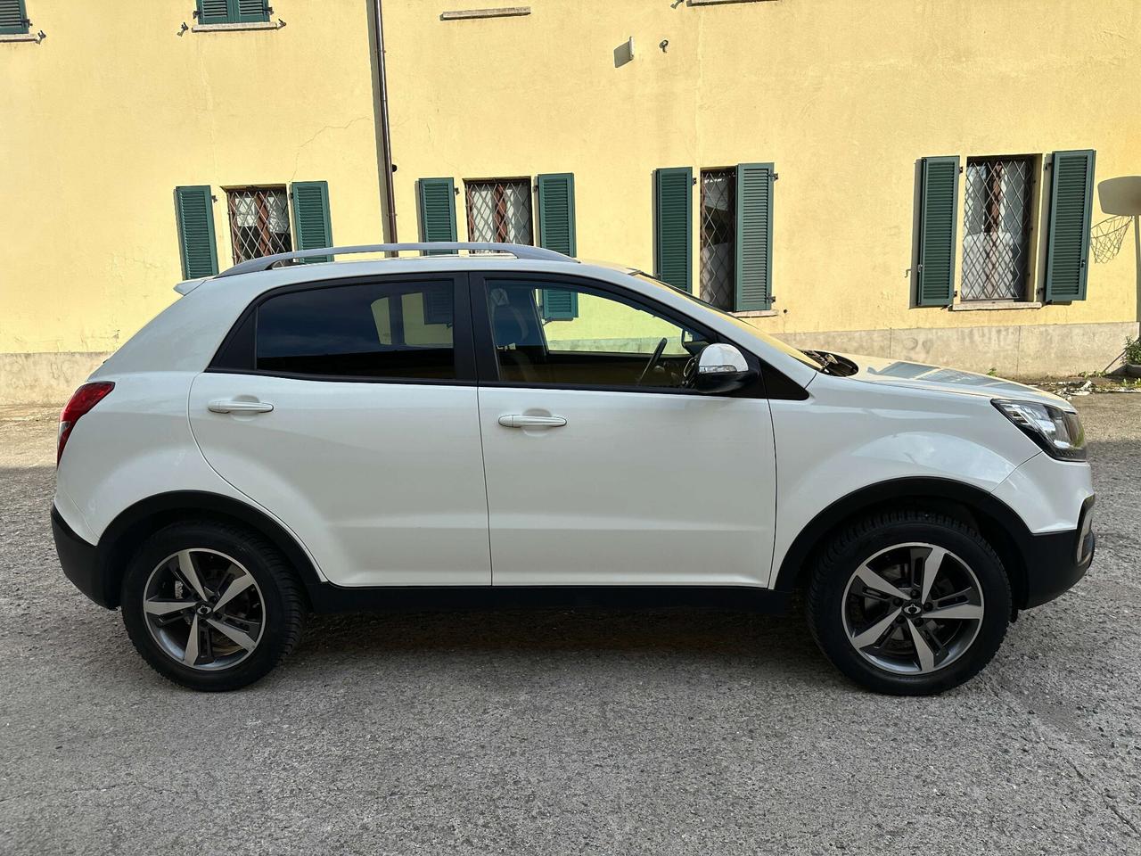 Ssangyong Korando 2.0 2WD MT GPL Limited