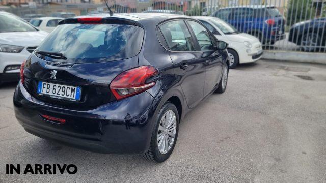 PEUGEOT 208 1.2 82cv Allure DA VETRINA