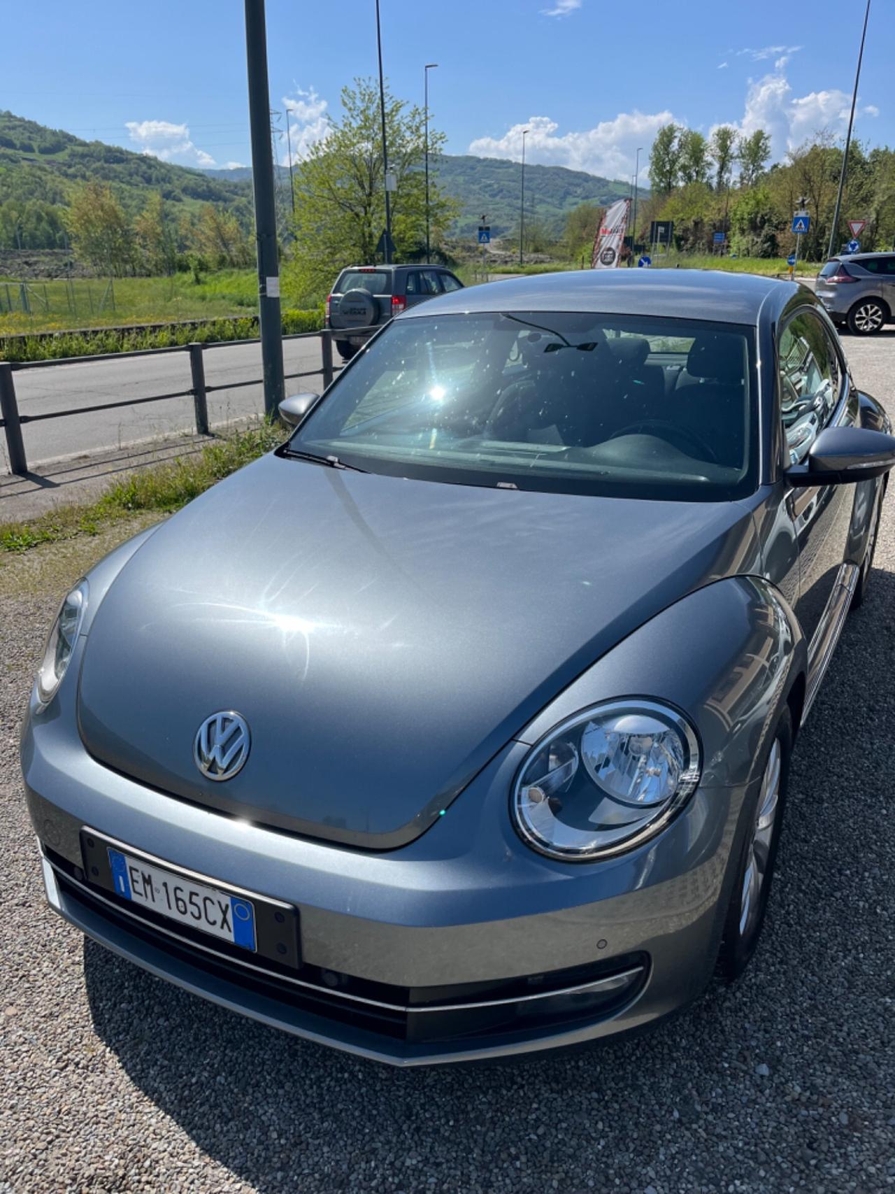 Volkswagen Maggiolino 1.6 TDI Design