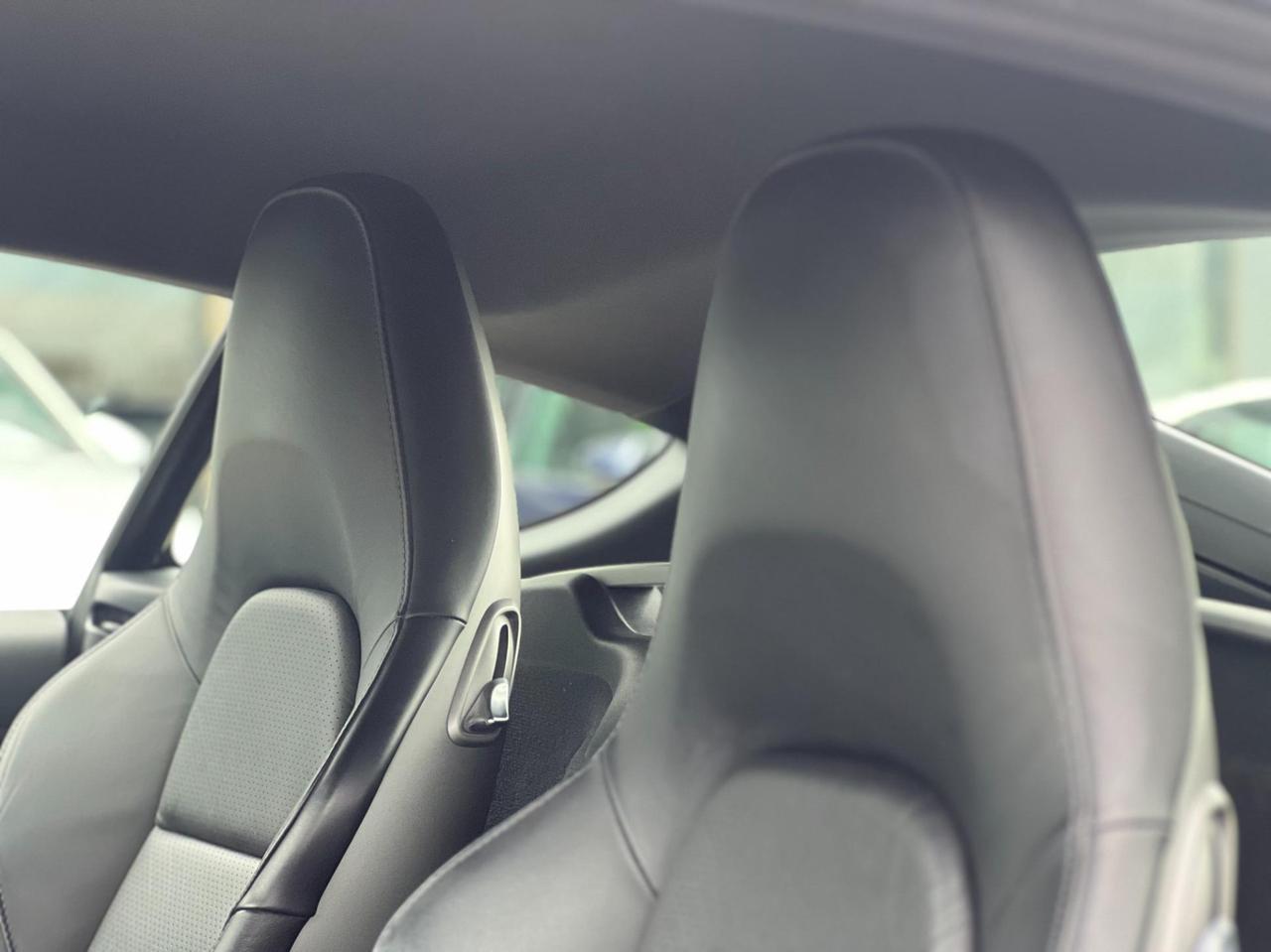 Porsche 718 Cayman 2.0 300cv pdk