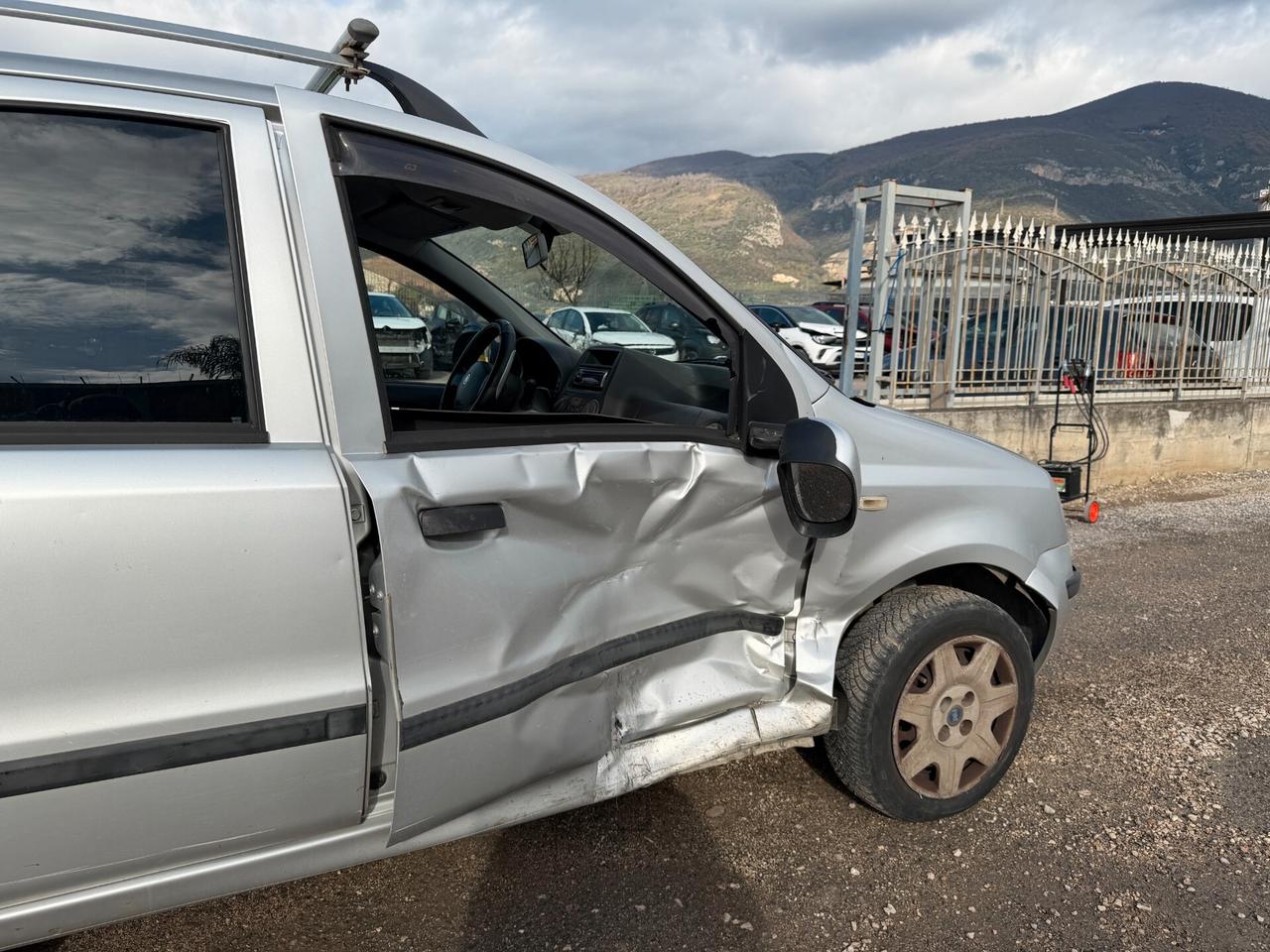 FIAT PANDA 2010 1.3 MJT 69 CV EURO 4 *SINISTRATA