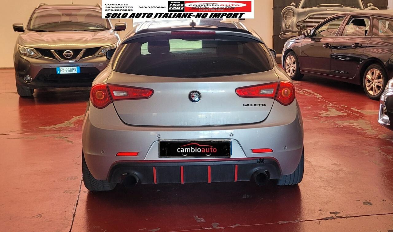 Alfa Romeo Giulietta 1750 TBi 235 cv Quadrifoglio Verde
