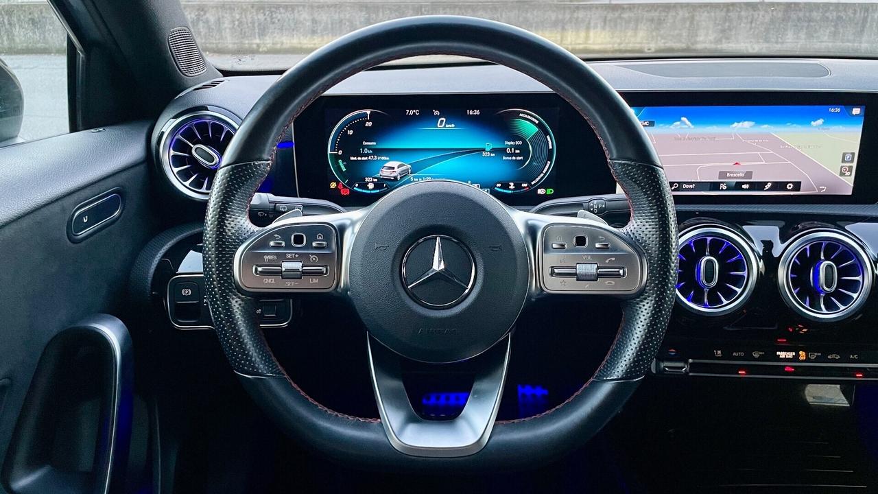 MERCEDES-BENZ CLASSE A250 2.0 PREMIUM 4-MATIC 224CV - ALCANTARA, SEDILI RISCALDABILI, PACCHETTO LUCI