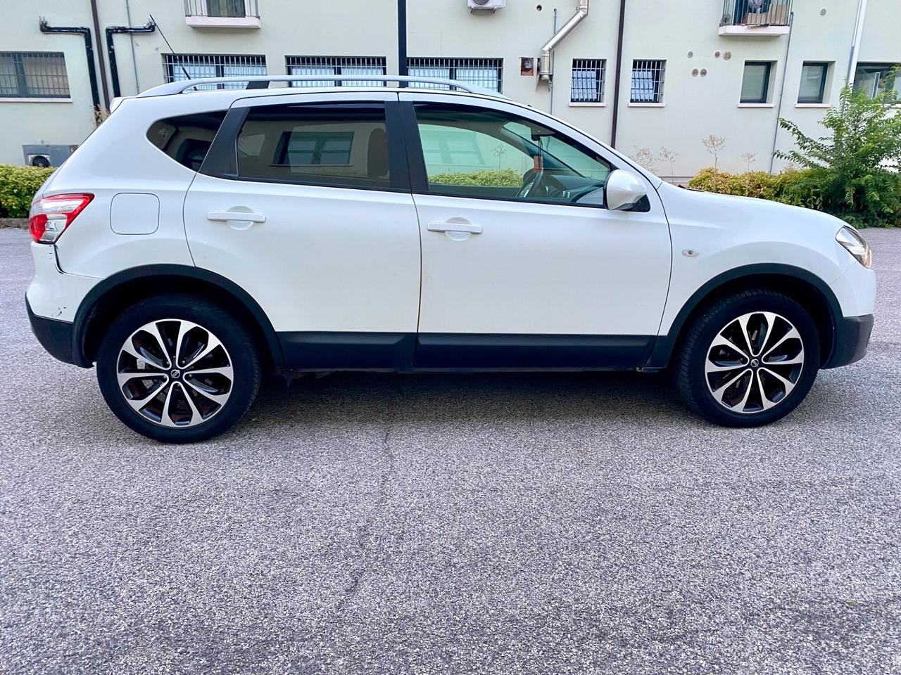 Nissan Qashqai 1.5 dCi Panorama