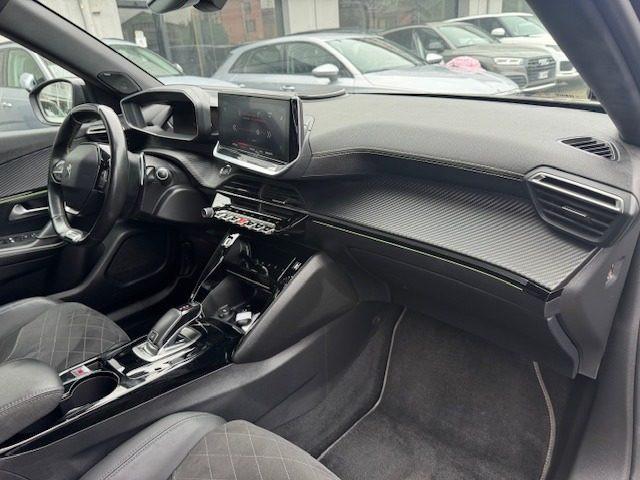 PEUGEOT 2008 PureTech 155 S&S EAT8 GT