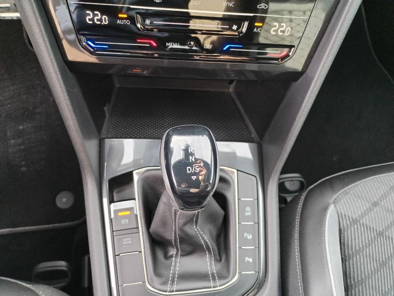 Volkswagen Tiguan 2.0 TDI 150 CV SCR DSG R-Line