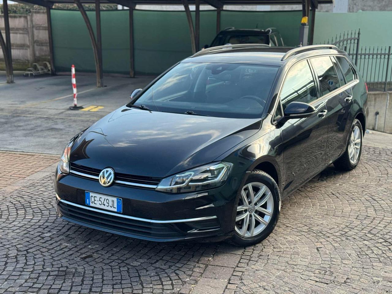 Volkswagen Golf Variant 1.6 TDI 115 CV DSG Highline BlueMotion Tech.