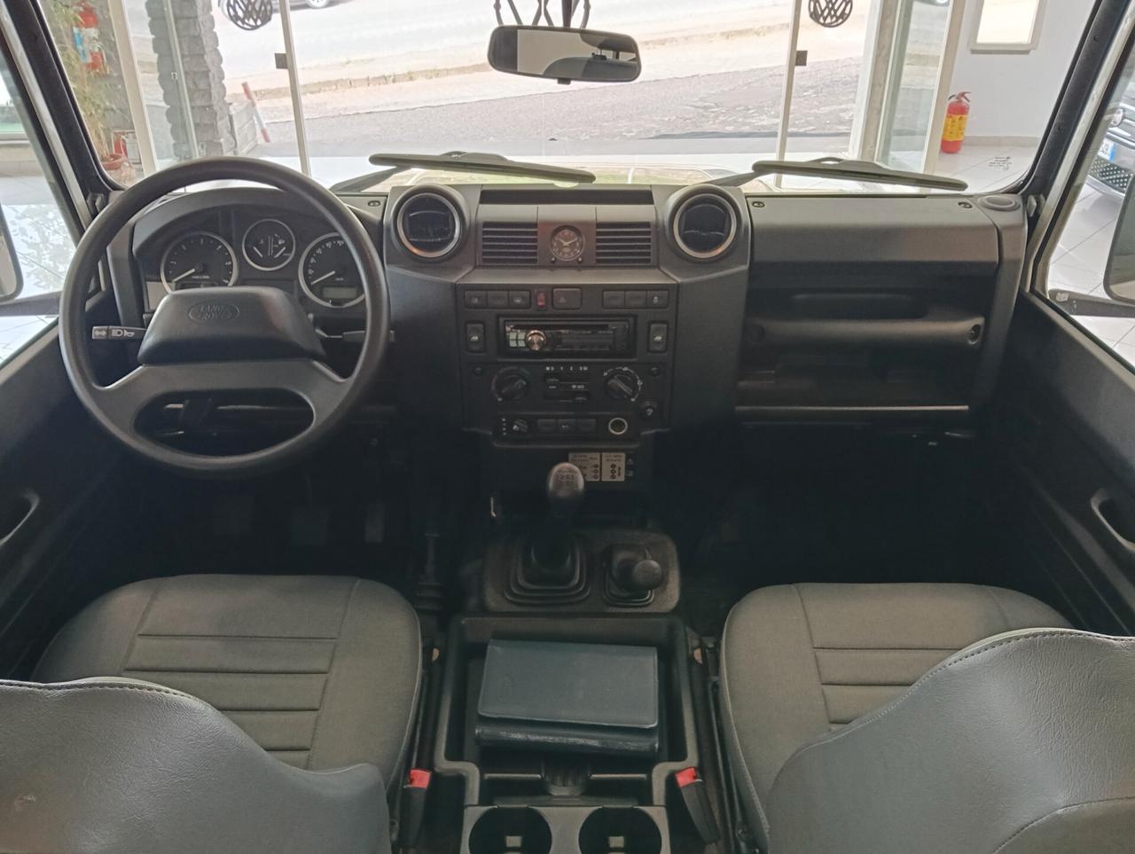 Land Rover Defender 90 2.2 TD4 Station Wagon SE N1