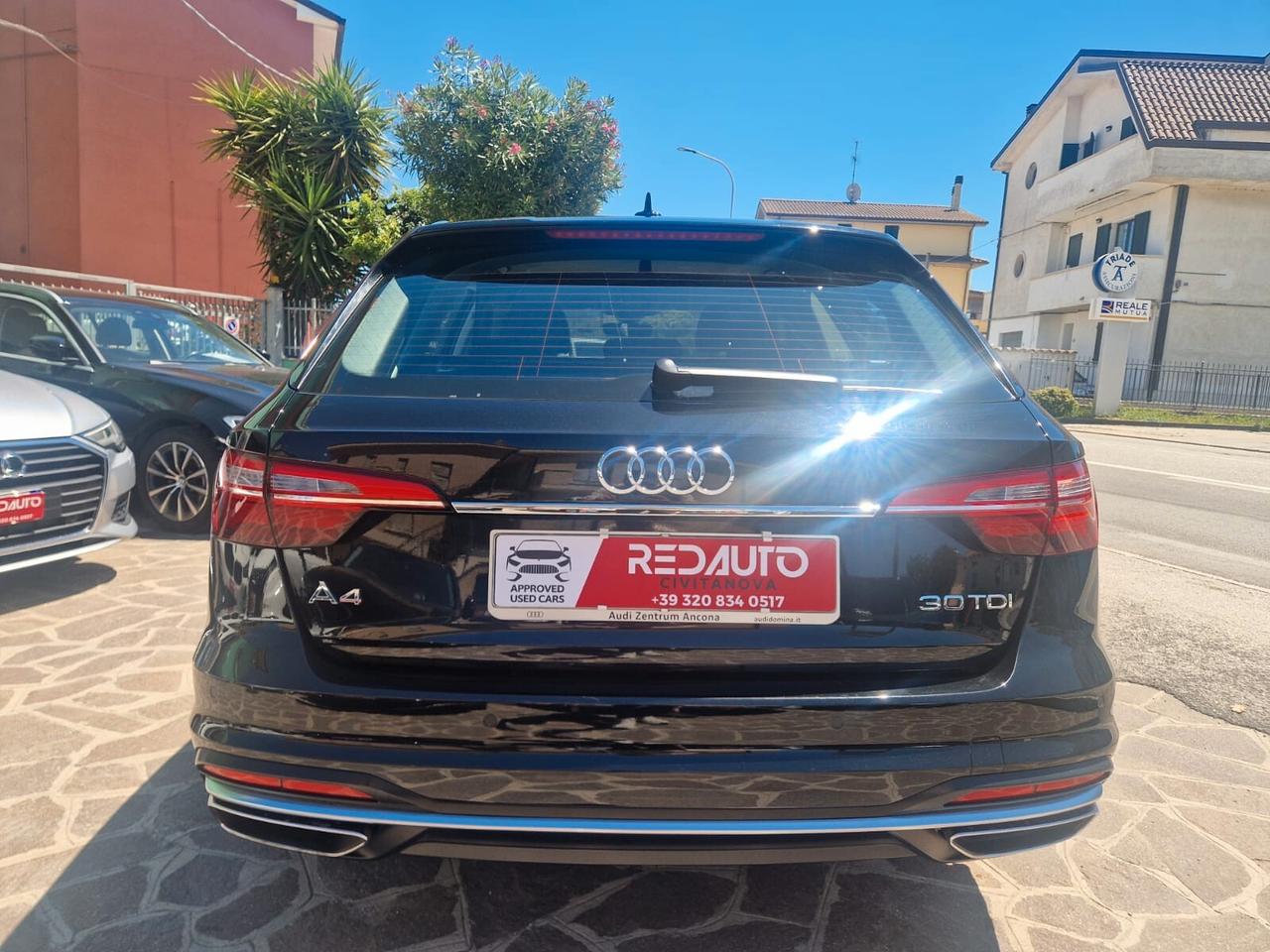 Audi A4 Avant 30 TDI/136 CV S tronic S line edition