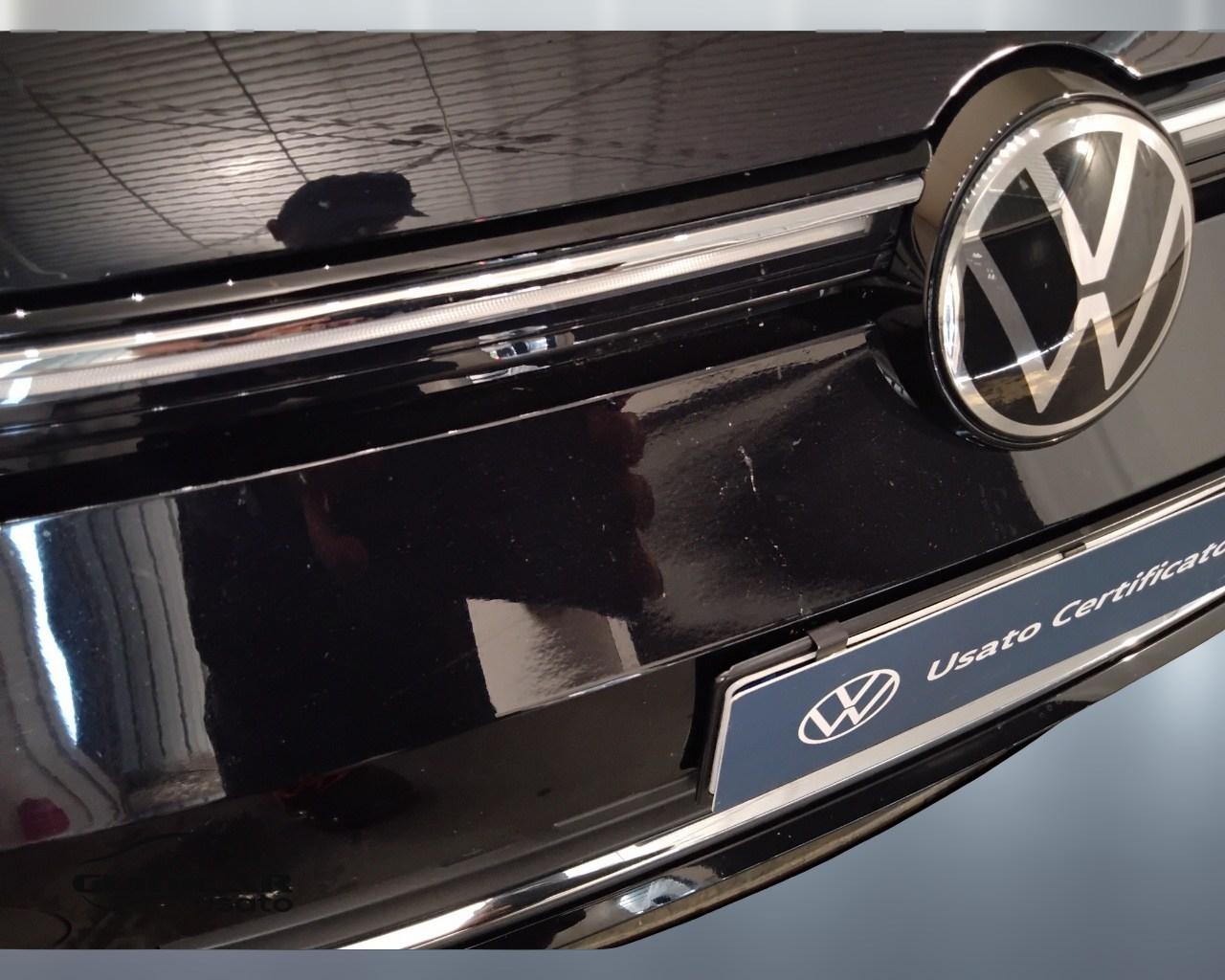 VOLKSWAGEN Golf VIII 2020 - Golf 1.5 tgi Style 130cv