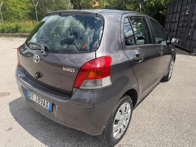 TOYOTA Yaris 1.4 D-4D DPF 5p Sol senza nessun lavoro da fare