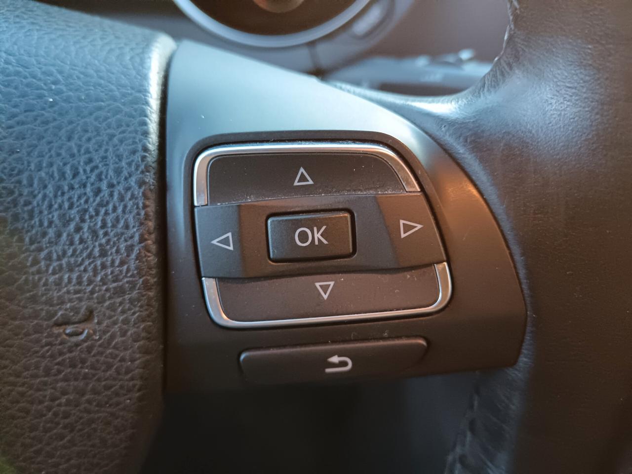 Volkswagen Golf 1.6 TDI 105CV NEOPATENTATI