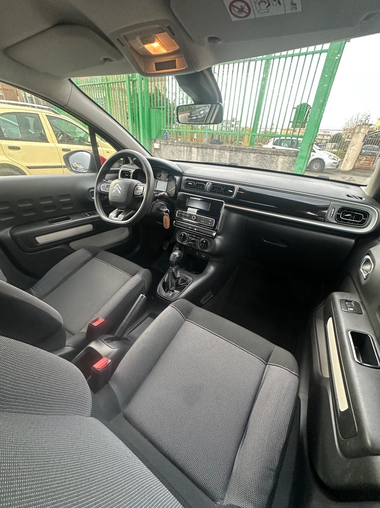 Citroen C3 PureTech 82 GPL Shine