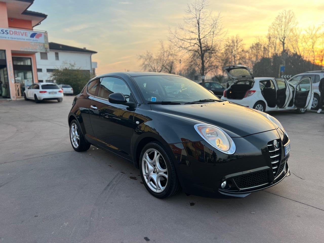 Alfa Romeo MiTo 1.4 105 CV M.air S&S Distinctive Sport Pack