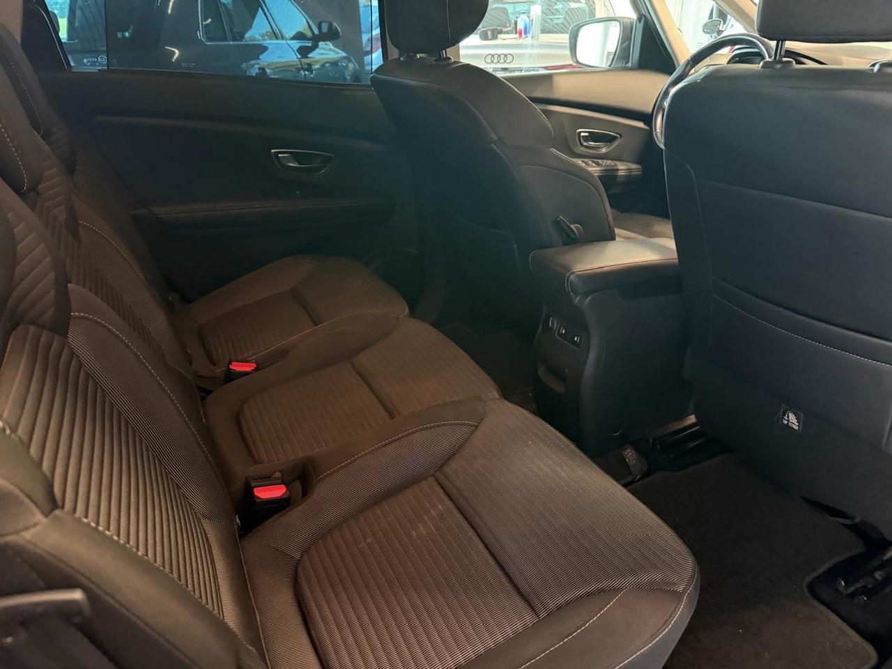 Renault Grand Scenic Blue dCi 120 CV Initiale Paris
