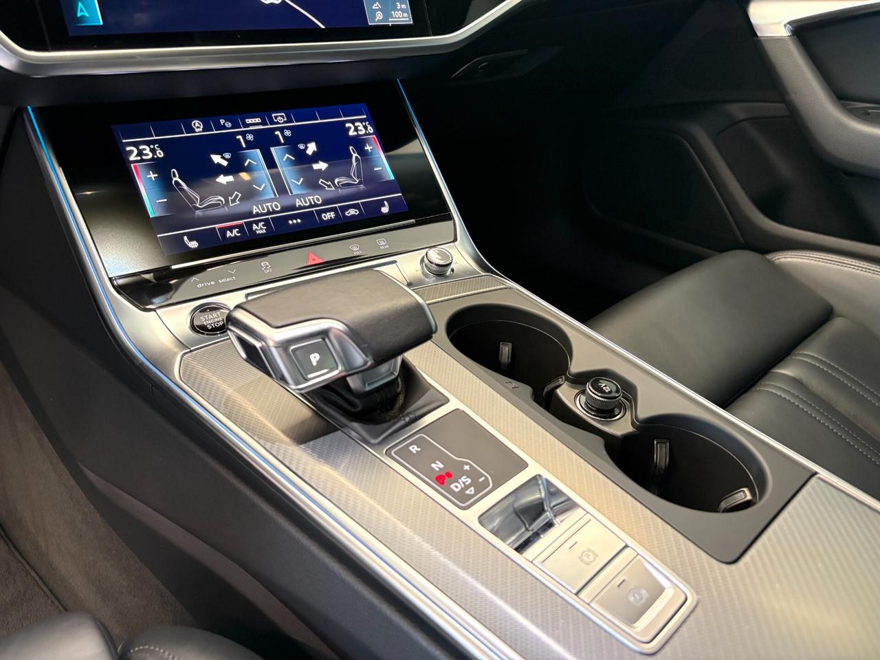 Audi A6 40 2.0 TDI quattro ultra S tronic Business Plus
