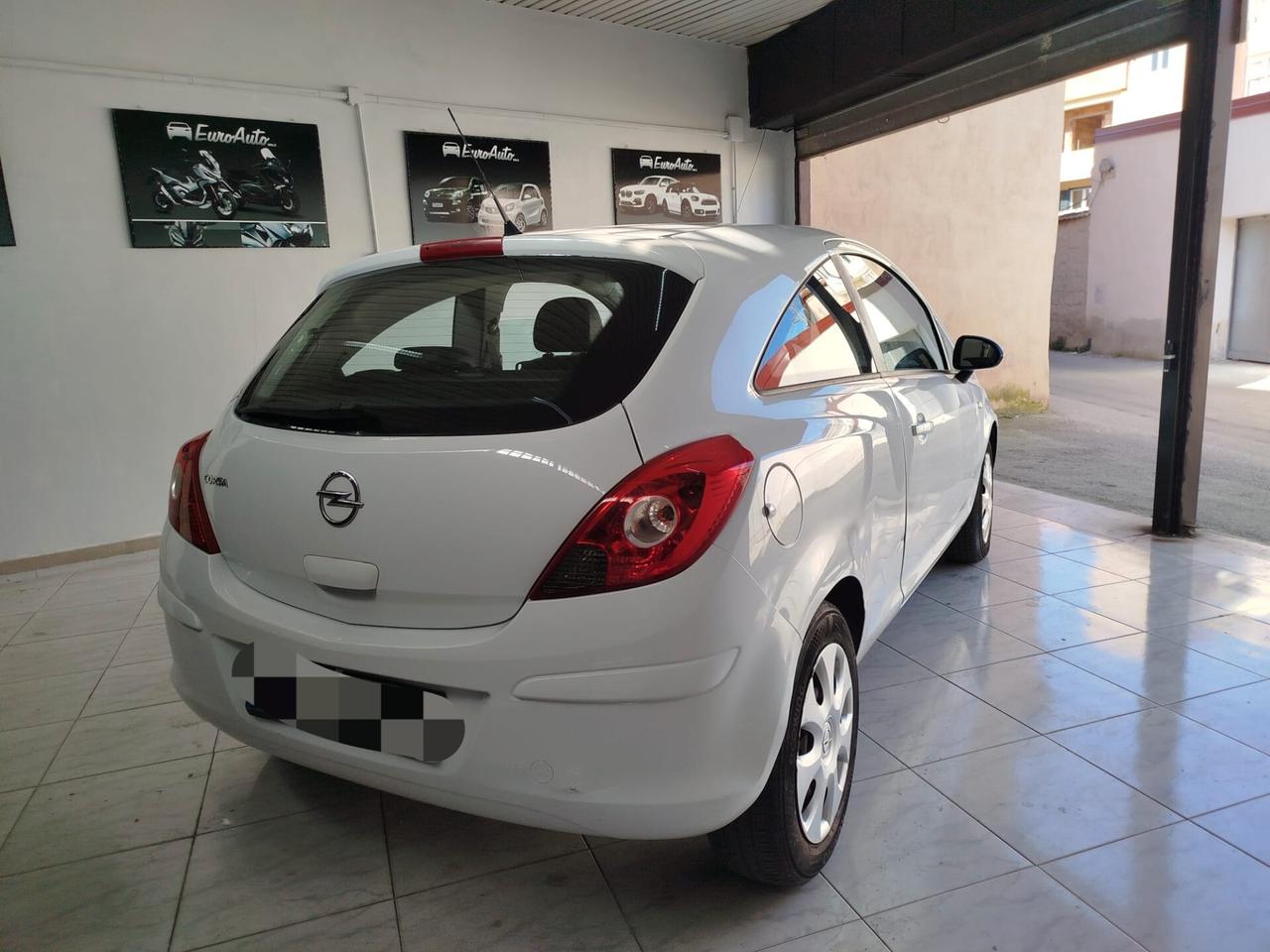 Opel Corsa 1.2 bnz/GPL 2015 CON GARANZIA