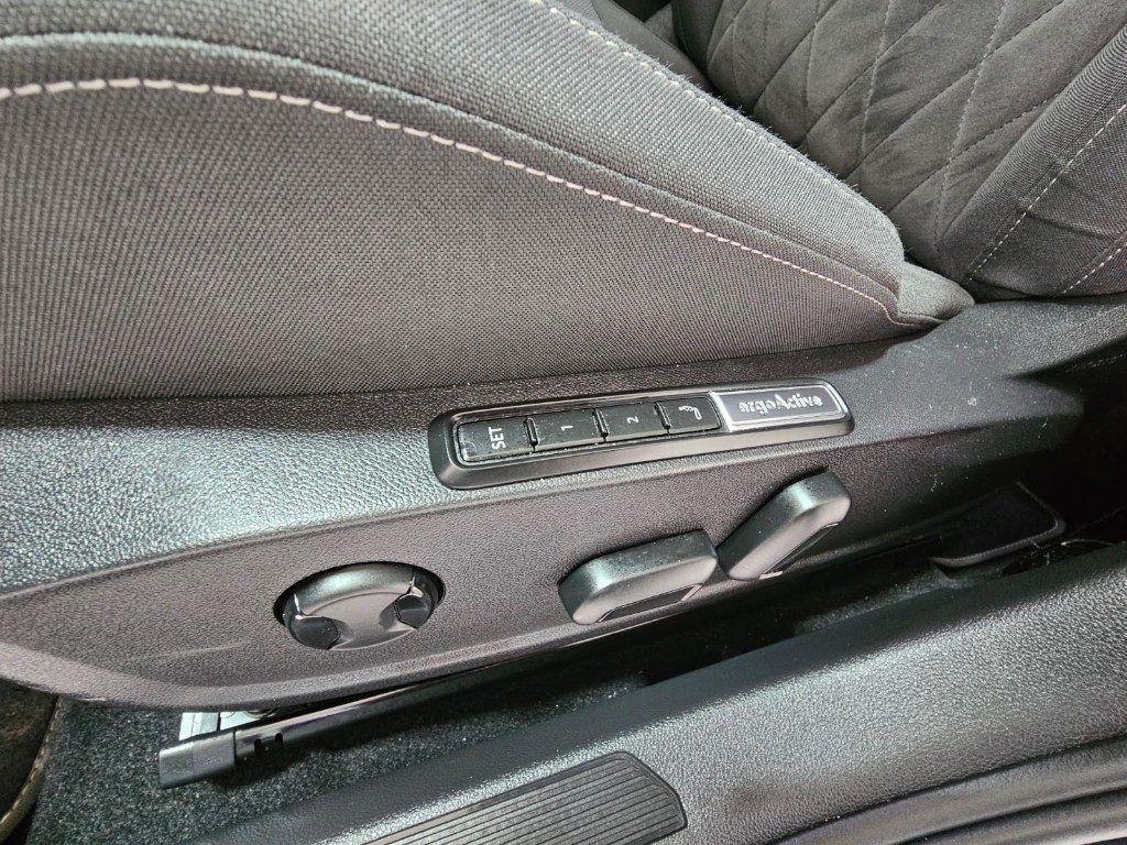 Volkswagen Golf 2.0 TDI DSG SCR Style