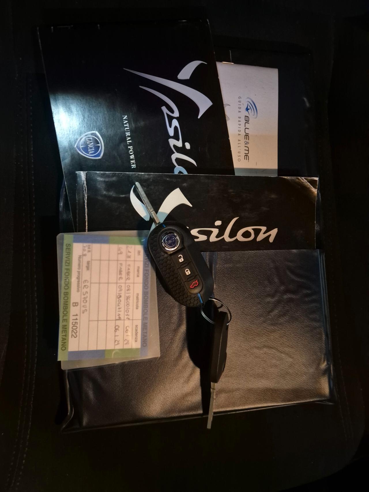 YPSILON BENZINA/METANO ECOCHIC GOLD