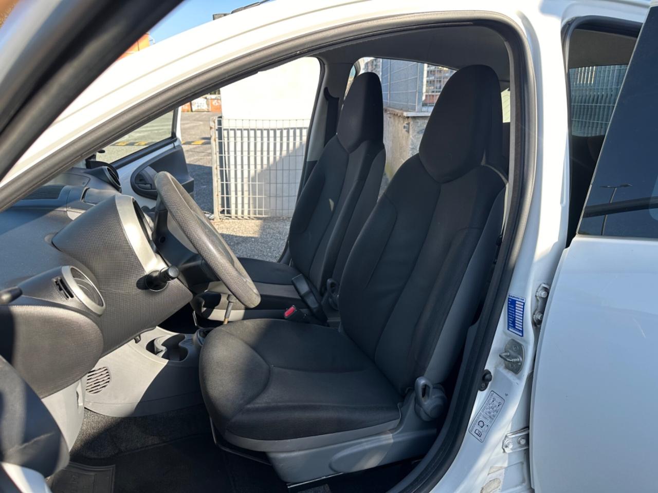 Toyota Aygo 1.0 5p Connect Navi *Neopatentati