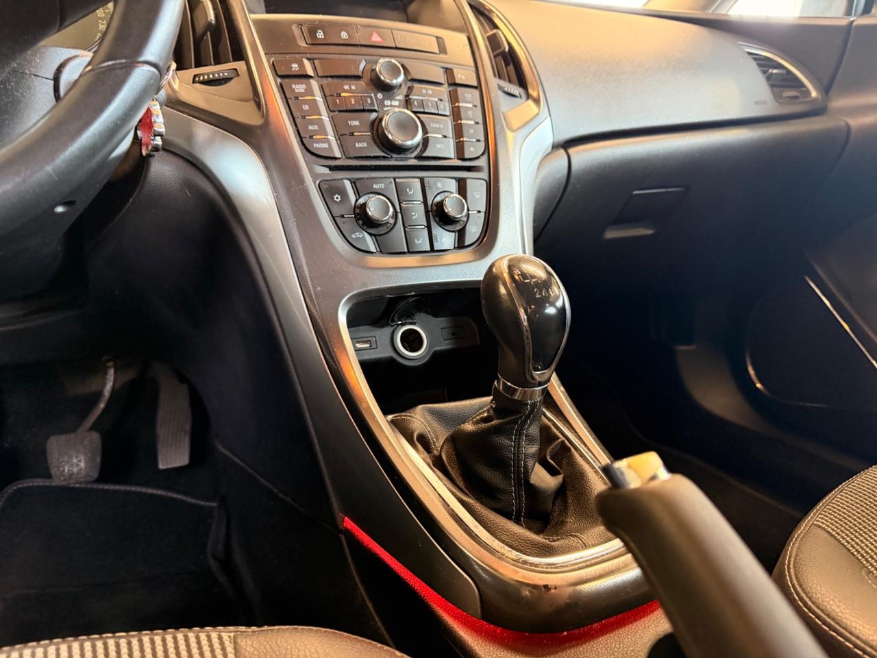 Opel Astra 1.4 Turbo 140CV 5 porte Cosmo