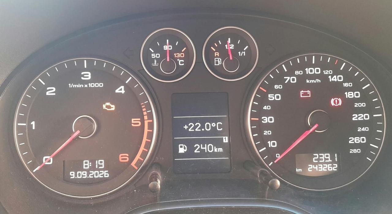 Audi A3 1.6 TDI 105 CV CR Ambition