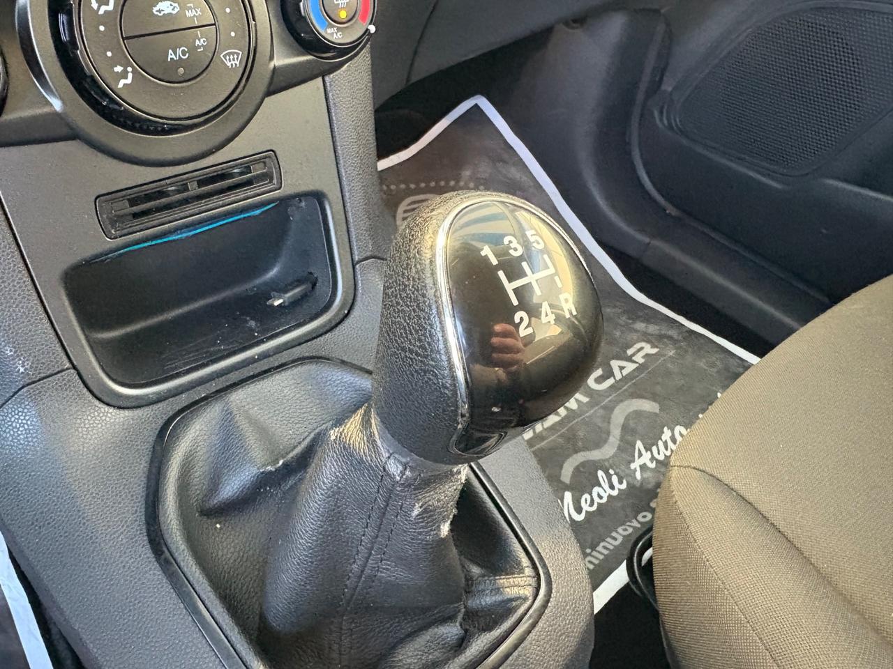 Ford Fiesta 1.5 TDCi 75CV 5 porte Business