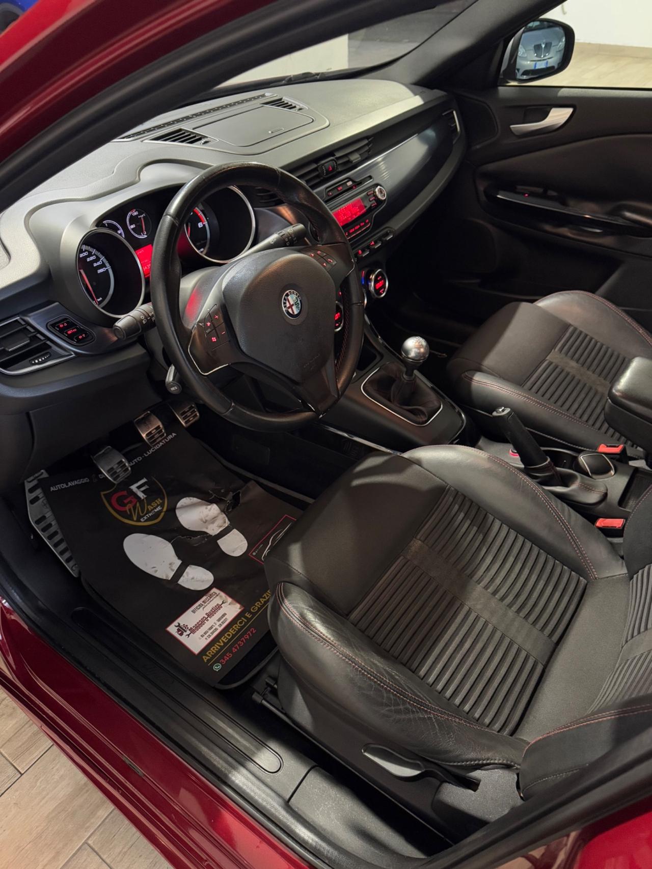 Alfa Romeo Giulietta 1.6 JTDm-2 105 CV Distinctive