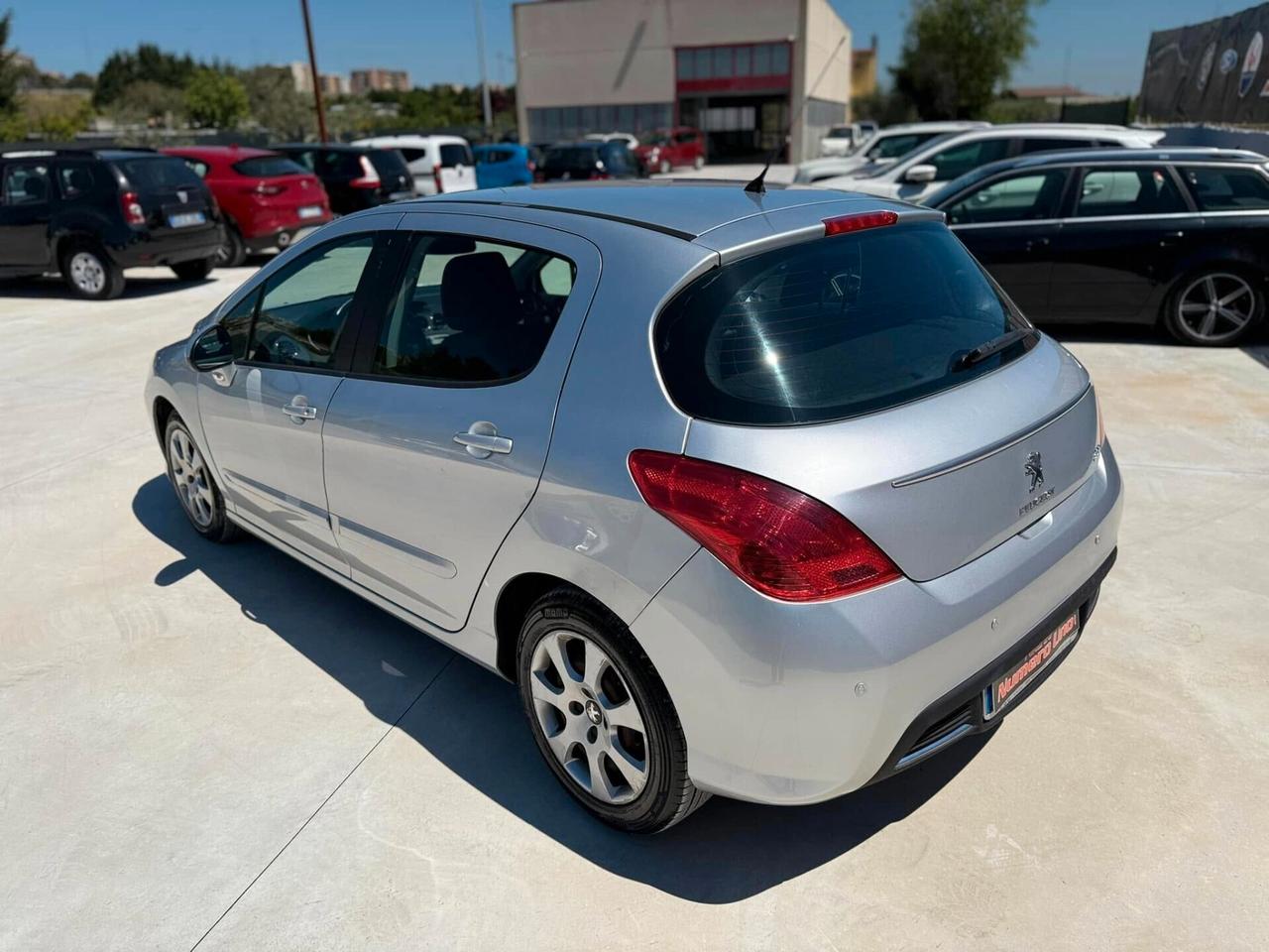 Peugeot 308 1.6 e-HDI 92cv Active 2012