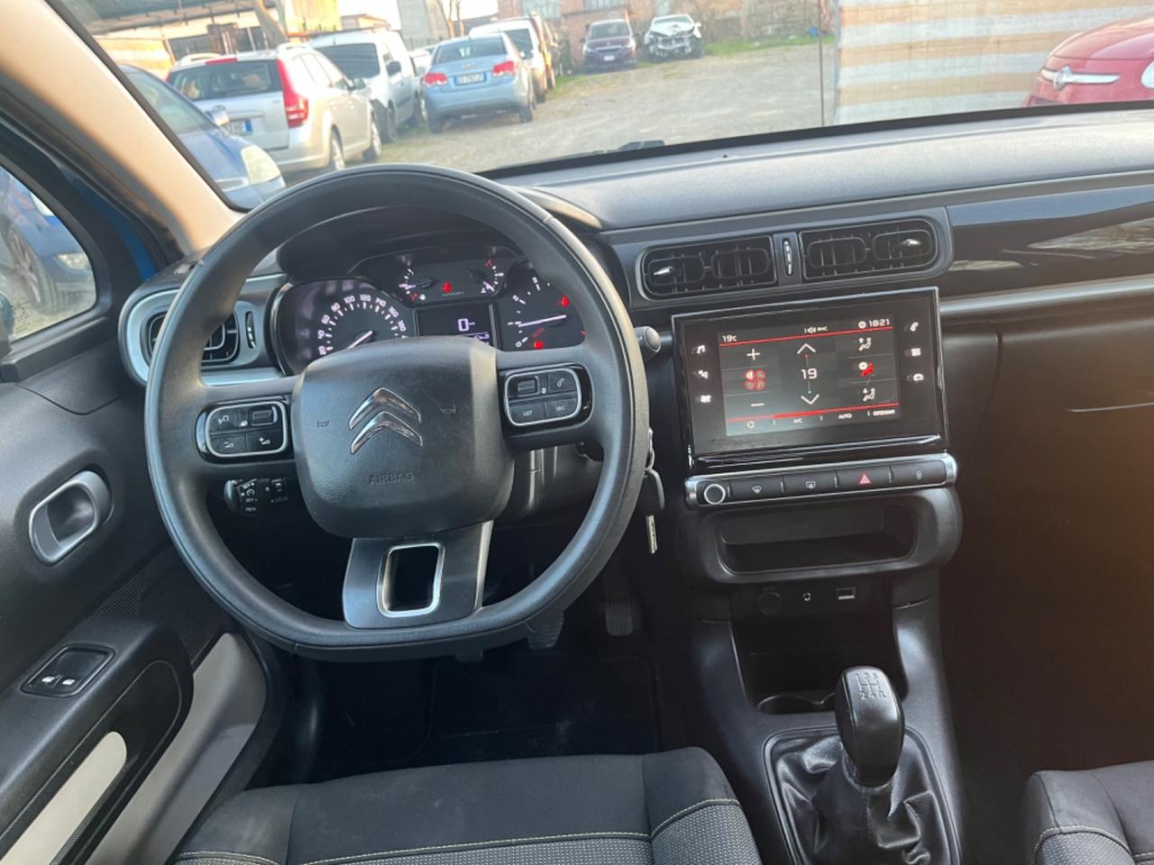 Citroen C3 PureTech 82 Shine 2018 1.2 BENZINA 84.000 KM