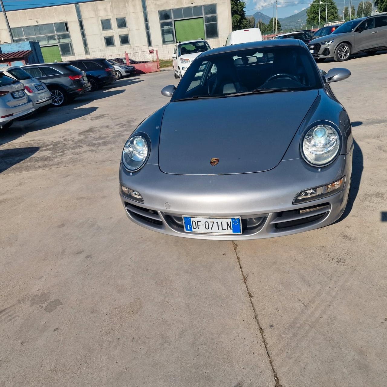 Porsche 911 Carrera Coupé 111 CONTROLLI ESEGUITI DI RECENTE IN CENTRO PORSCHE