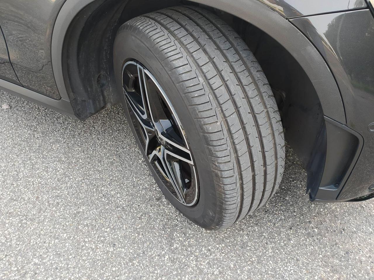 Mercedes-Benz GLC 220 Premium Plus GLC 220 D