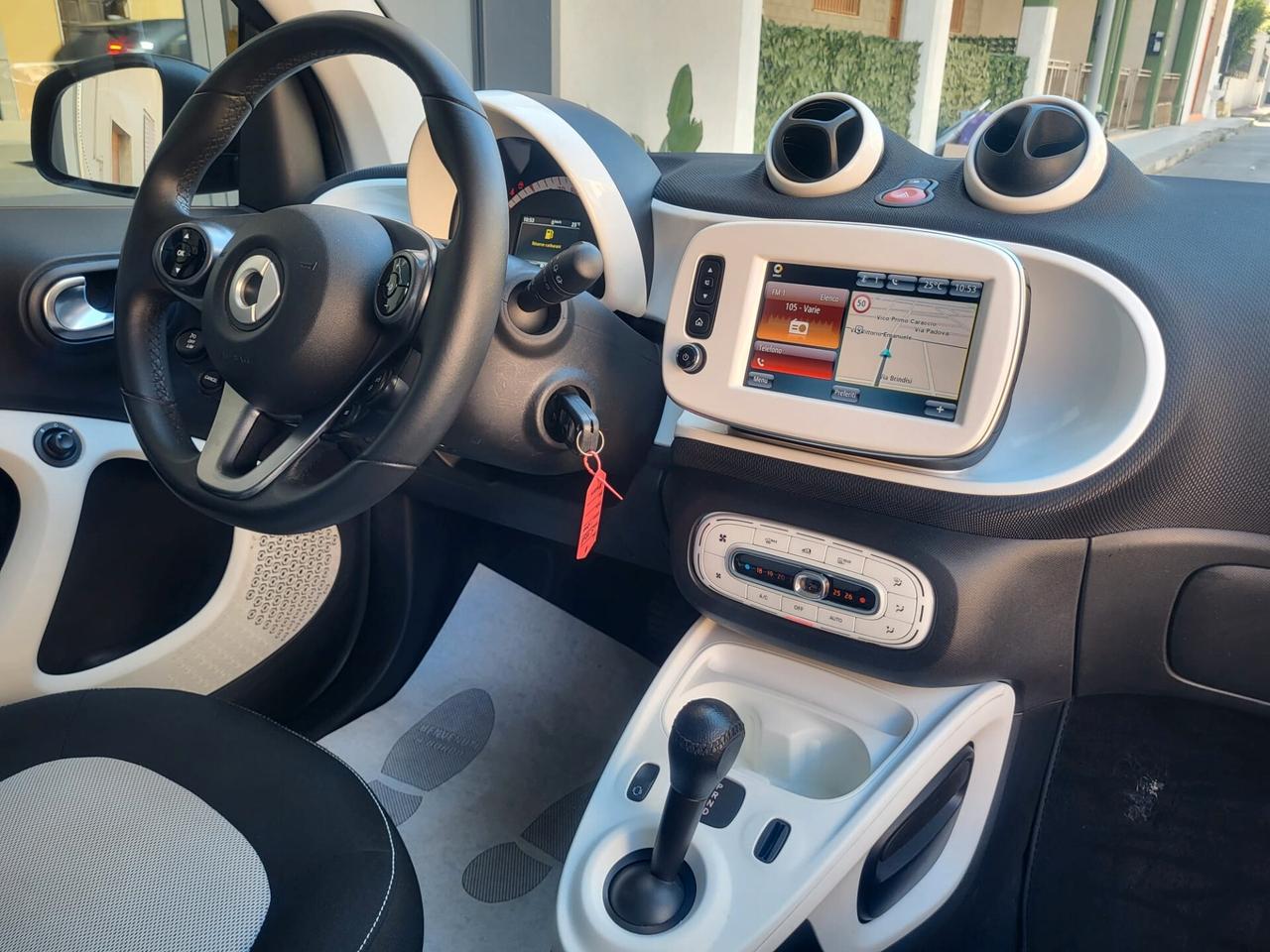 Smart ForTwo 90 Cv Turbo Twinamic Passion Navy Led Tetto Panor....
