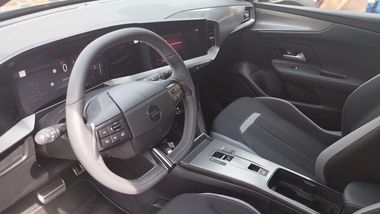 Opel Mokka Hybrid 145 CV DCT6 GS