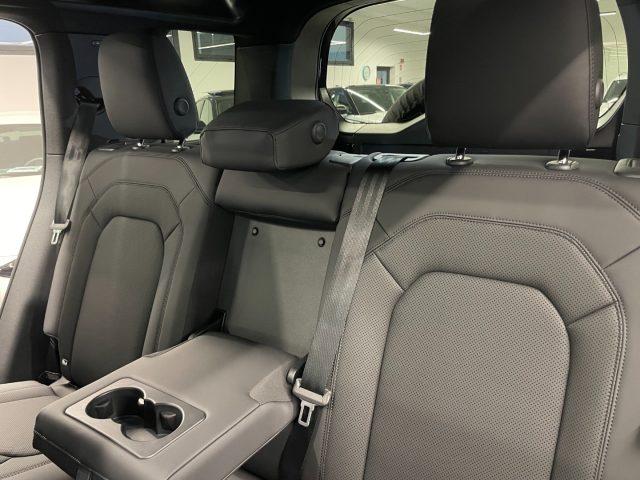 LAND ROVER Defender 110 3.0D I6 200 CV AWD Auto X-Dynamic SE KM0 MY26