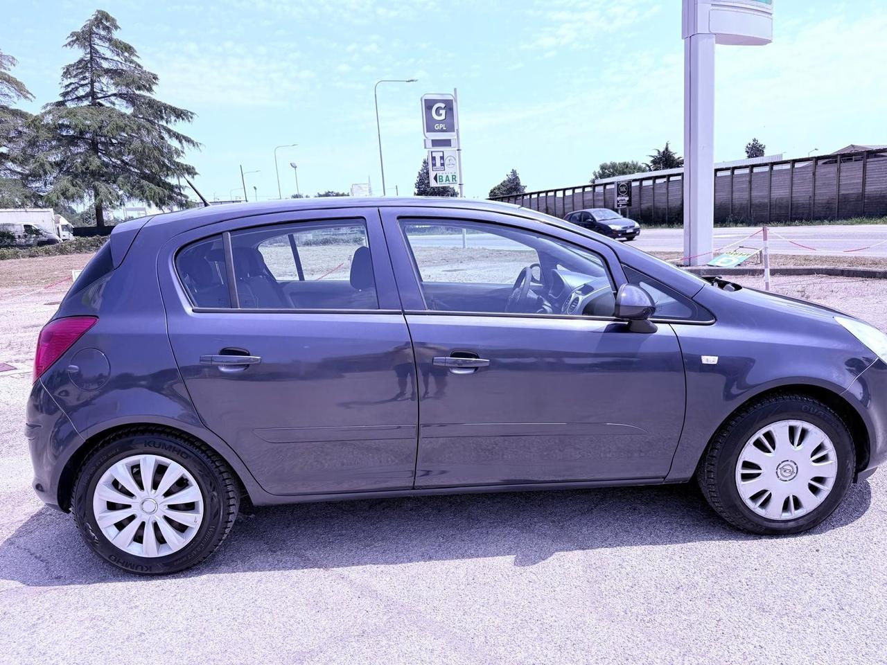Opel Corsa 1.3 CDTI 75CV 5 porte Ok neopatentati