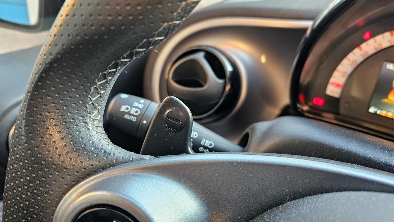 Smart ForFour 90 0.9 Turbo twinamic Prime CABRIO PACK SPORT + URBAN TAGL UFF NAV ANDR