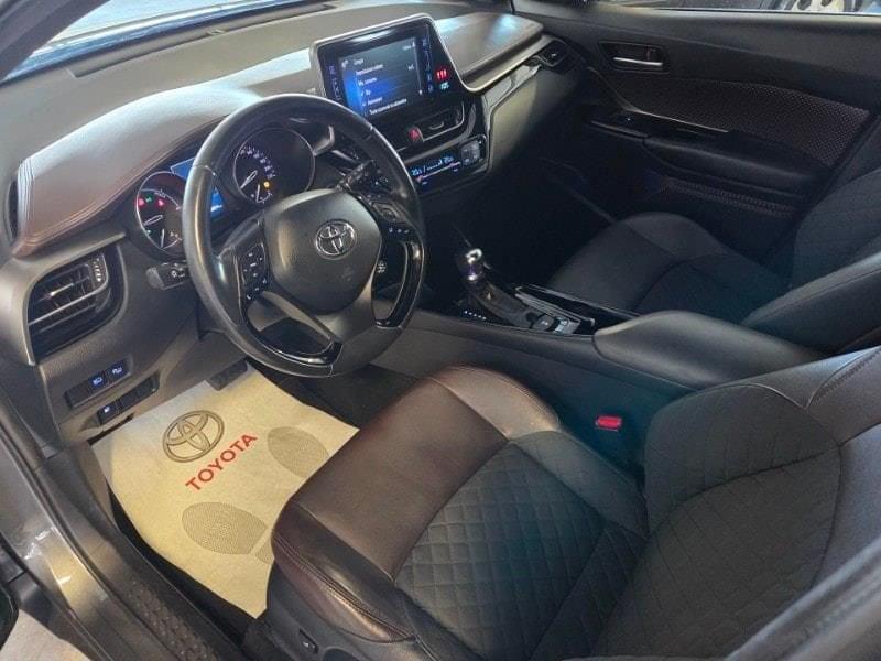 Toyota C-HR (2016-2023) 1.8 Hybrid E-CVT Lounge